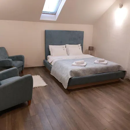 Apartman Bellmatini 07 *